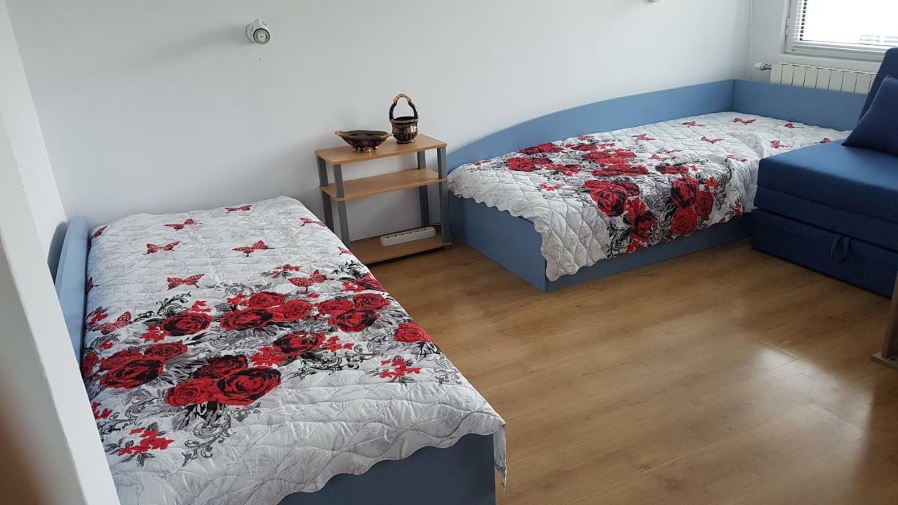 דריאנובו Rosarium Residence Guest House מראה חיצוני תמונה