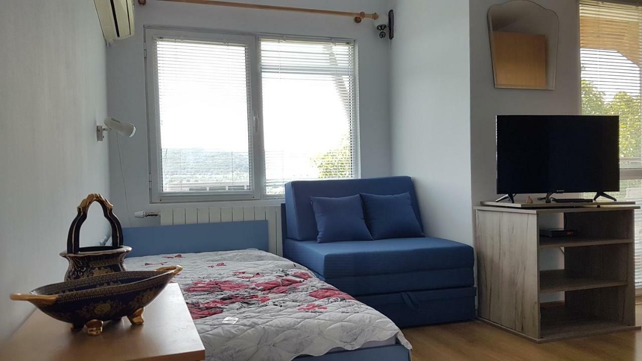 דריאנובו Rosarium Residence Guest House מראה חיצוני תמונה