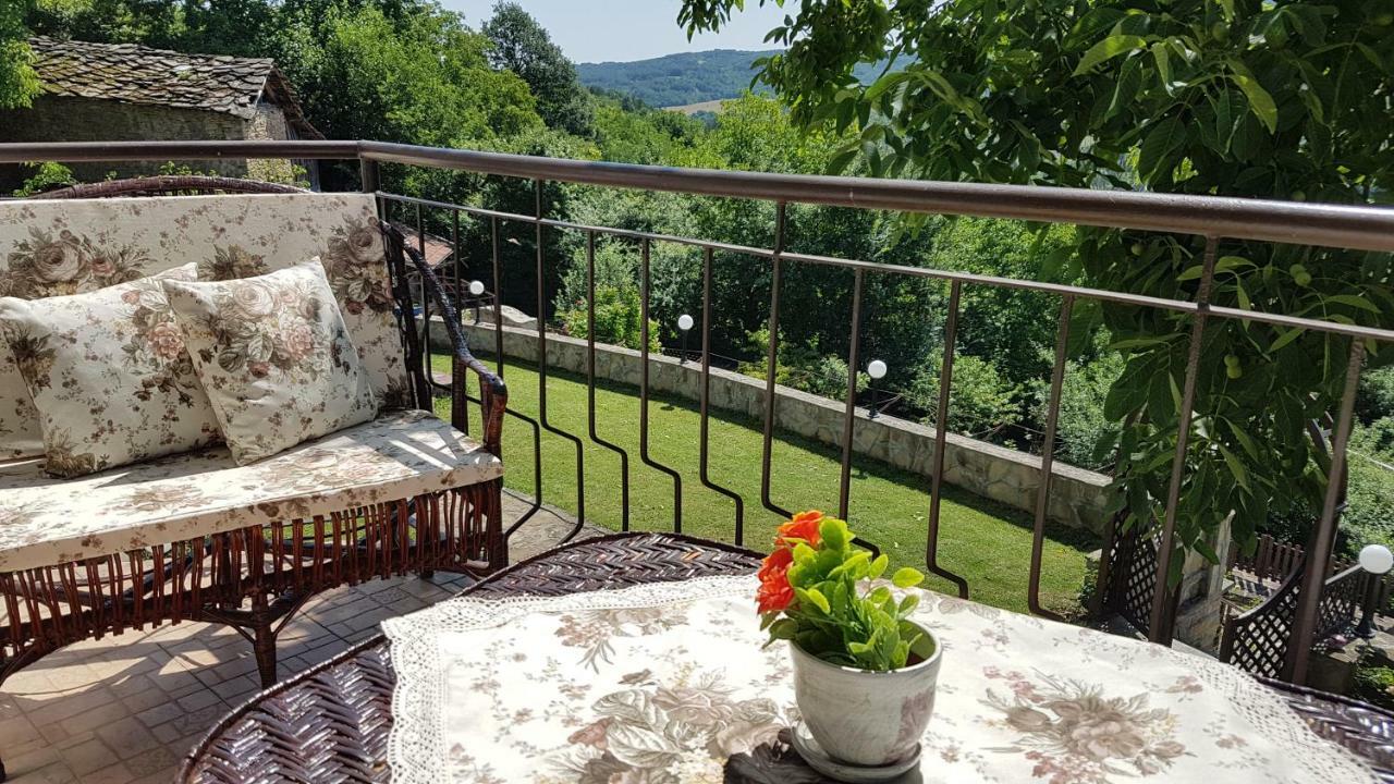 דריאנובו Rosarium Residence Guest House מראה חיצוני תמונה