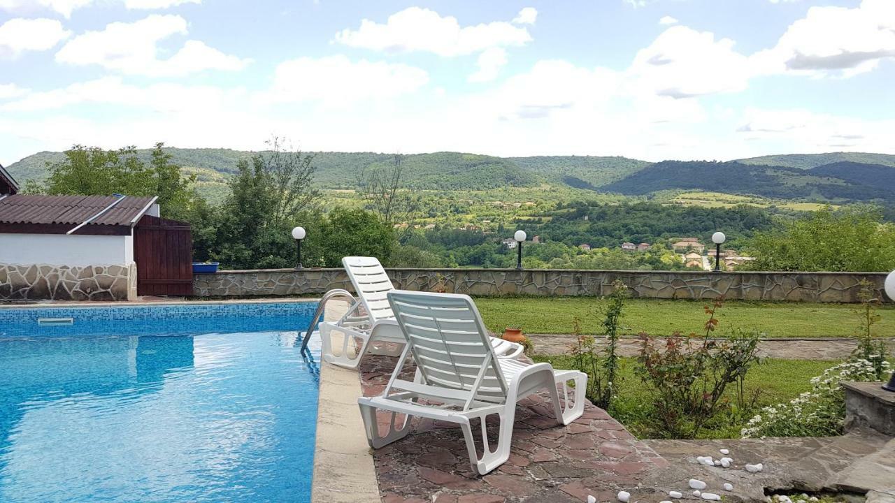 דריאנובו Rosarium Residence Guest House מראה חיצוני תמונה
